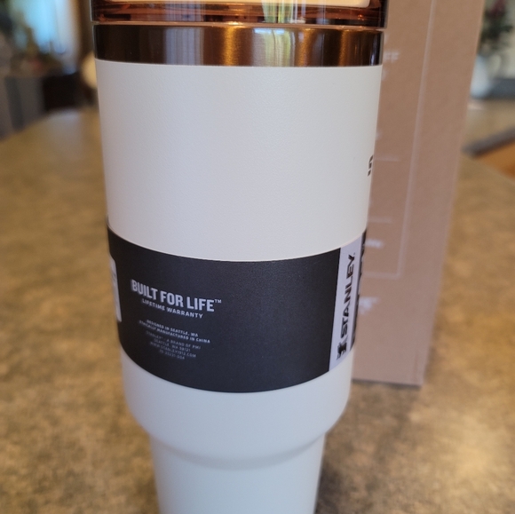 Stanley Quencher 40 oz Stanley x Magnolia cream and copper Rare NIB - Picture 7 of 16